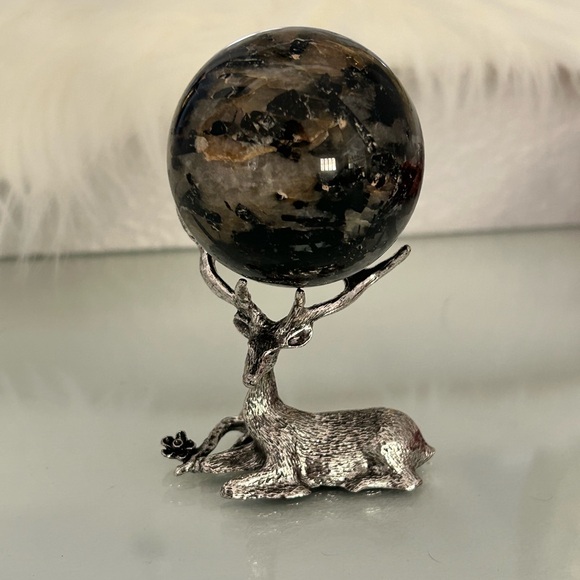 Sliver Deer Sphere Holder Only. Holds up to a size 7 sphere - Picture 4 of 6
